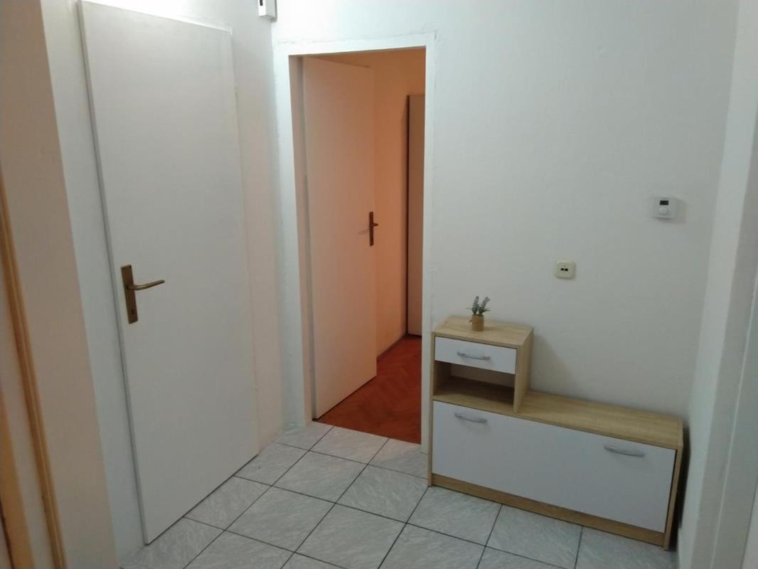 Apartman 1 Zagreb - Maksimir, KBC Rebro, free parking Bagian luar foto